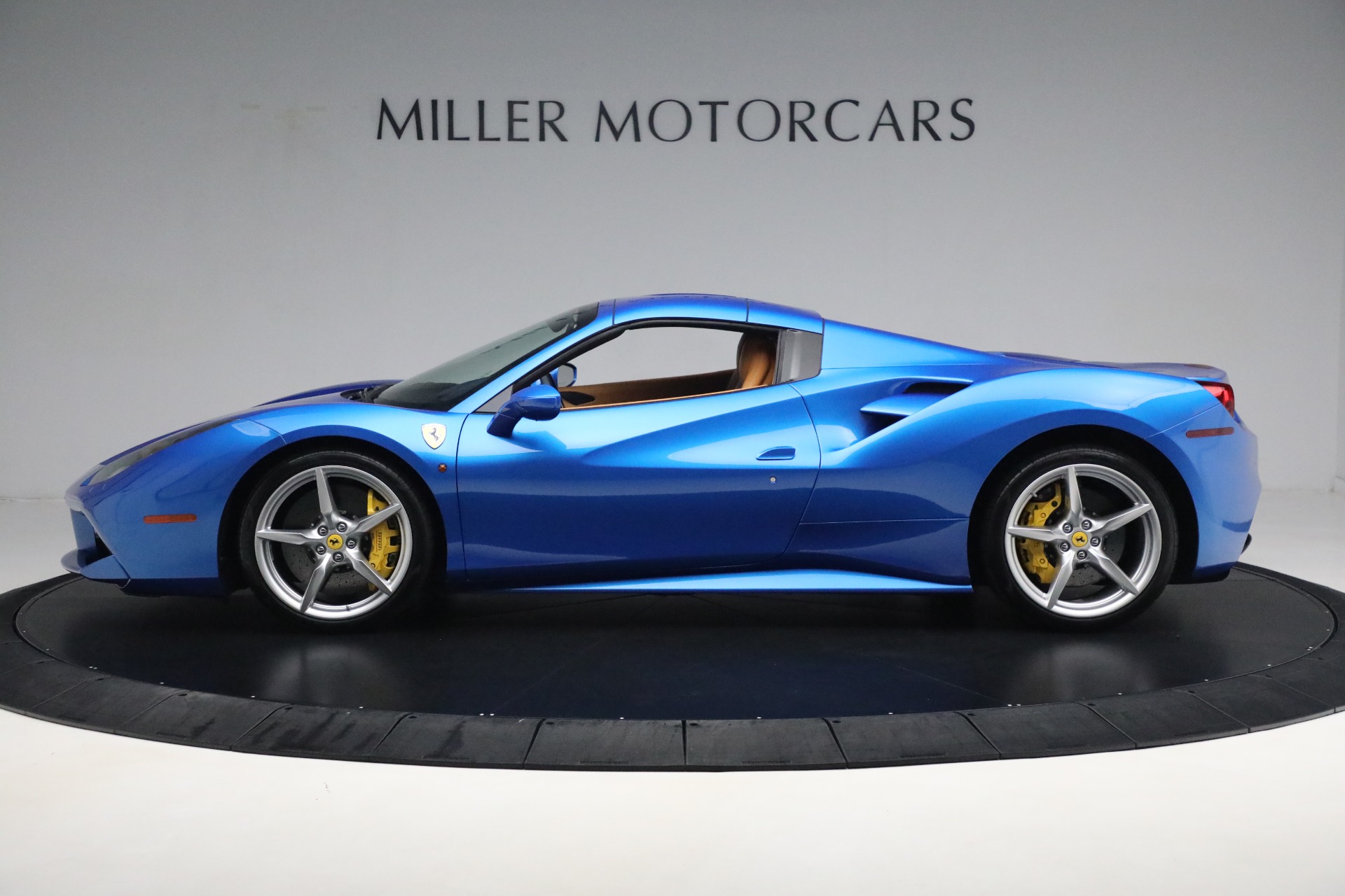 Pre-Owned 2017 Ferrari 488 Spider For Sale | Ferrari of Greenwich