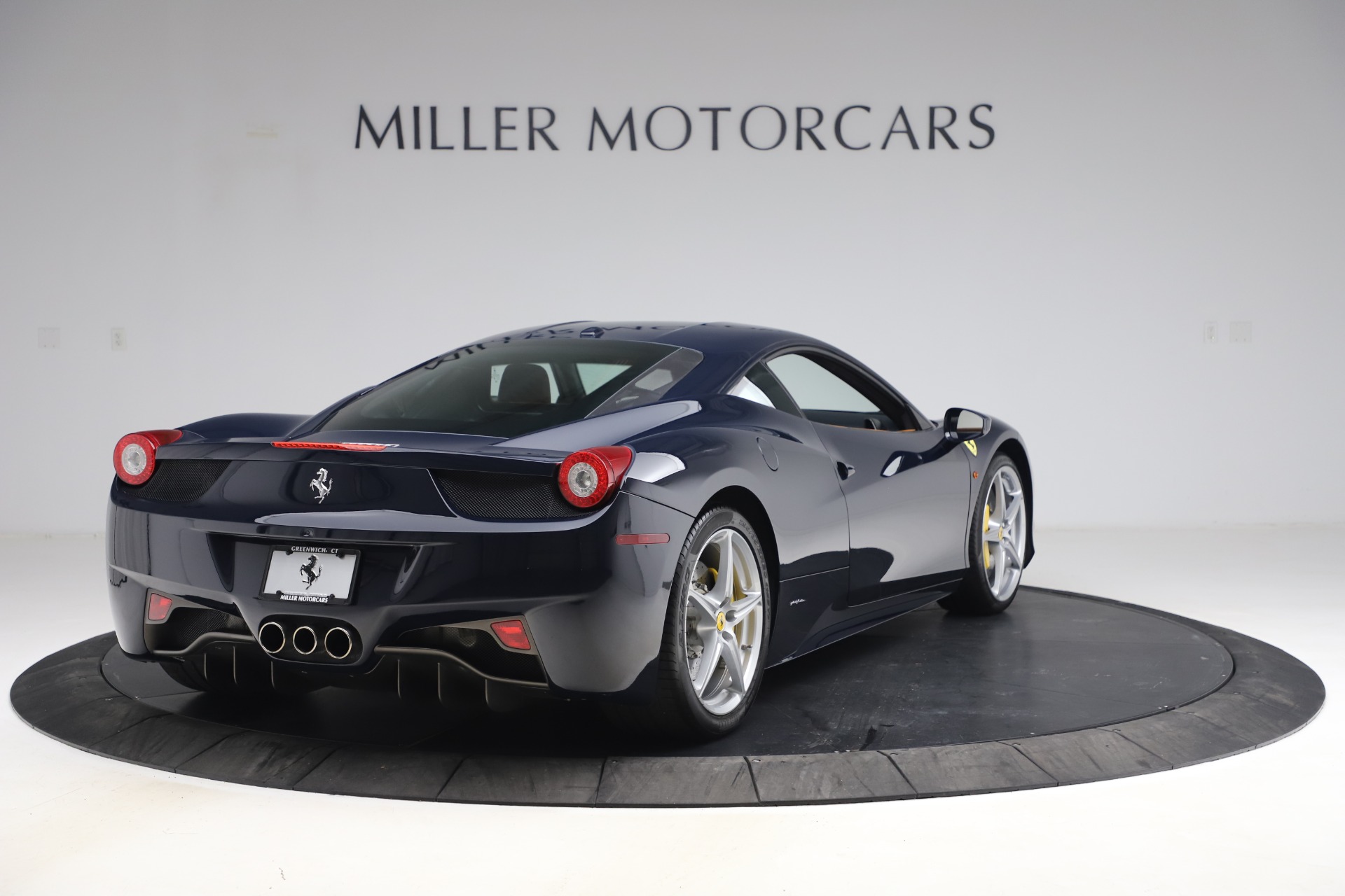 2011 ferrari 458 italia price